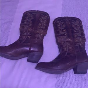 Ariat cowgirl boots